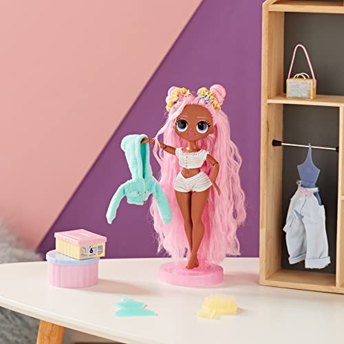 OMG Sunshine Gurl Fashion Doll Set with 20 Surprises V62169