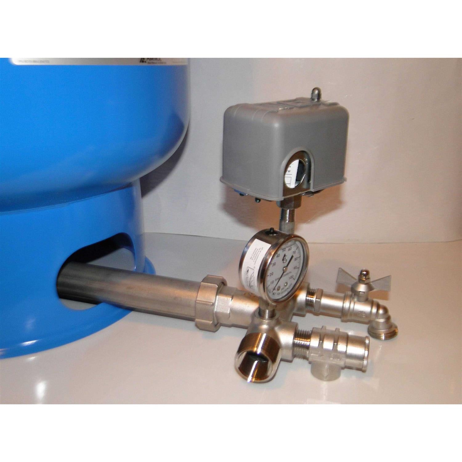 PRESSURE TANK WITH STEEL TANK TEE KIT U137305