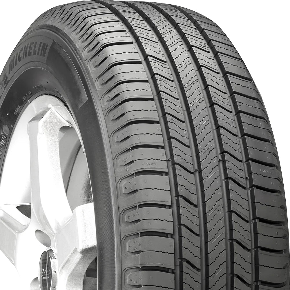 235/65R17 104H All Season Passenger Tire R5063