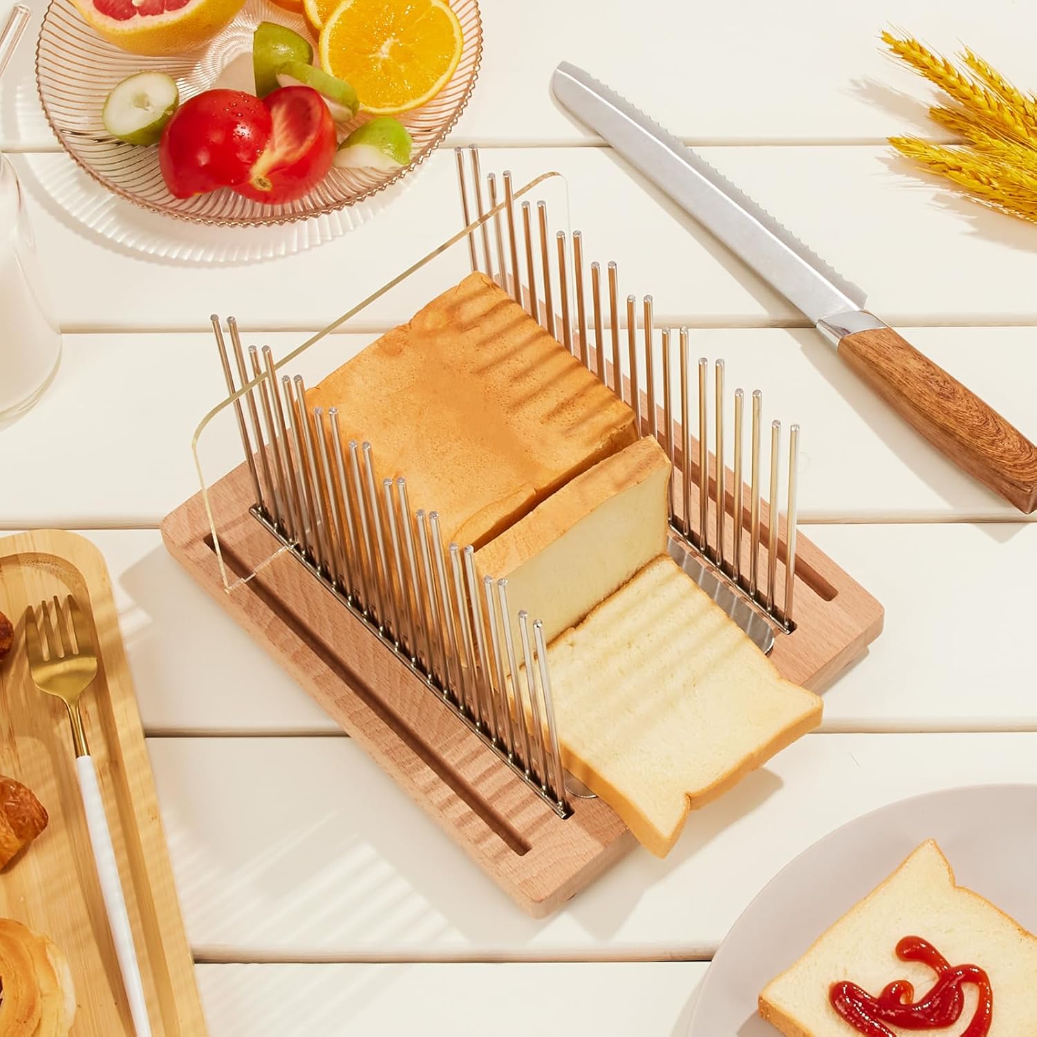 Stainless Steel Bread Slicer Guide with Beechwood Bread Cutting Board P5666