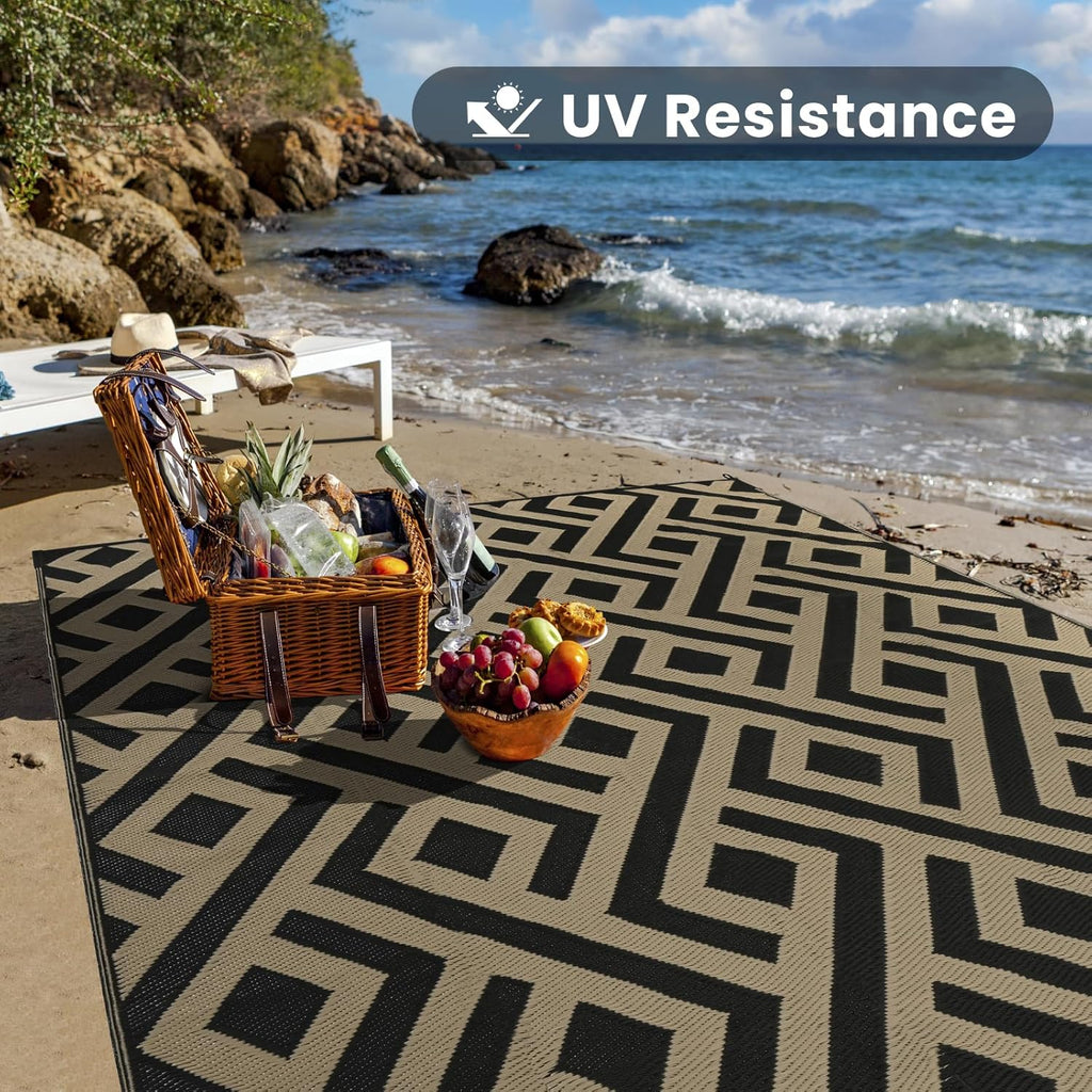 Black & Beige Outdoor Patio Rug with Carry Bag A16111