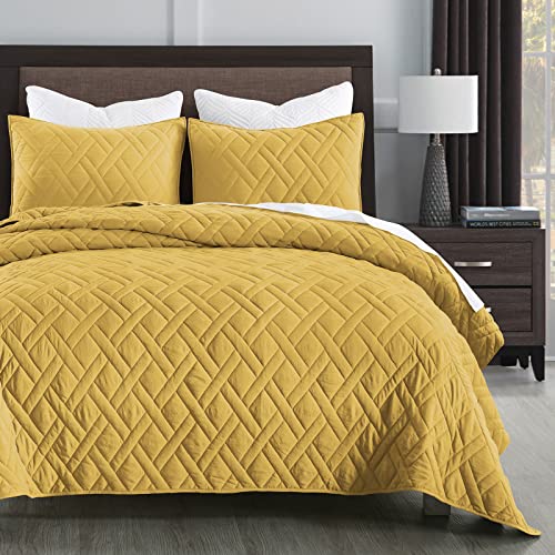 King Size Beige Microfiber Quilted Bedspread N63896
