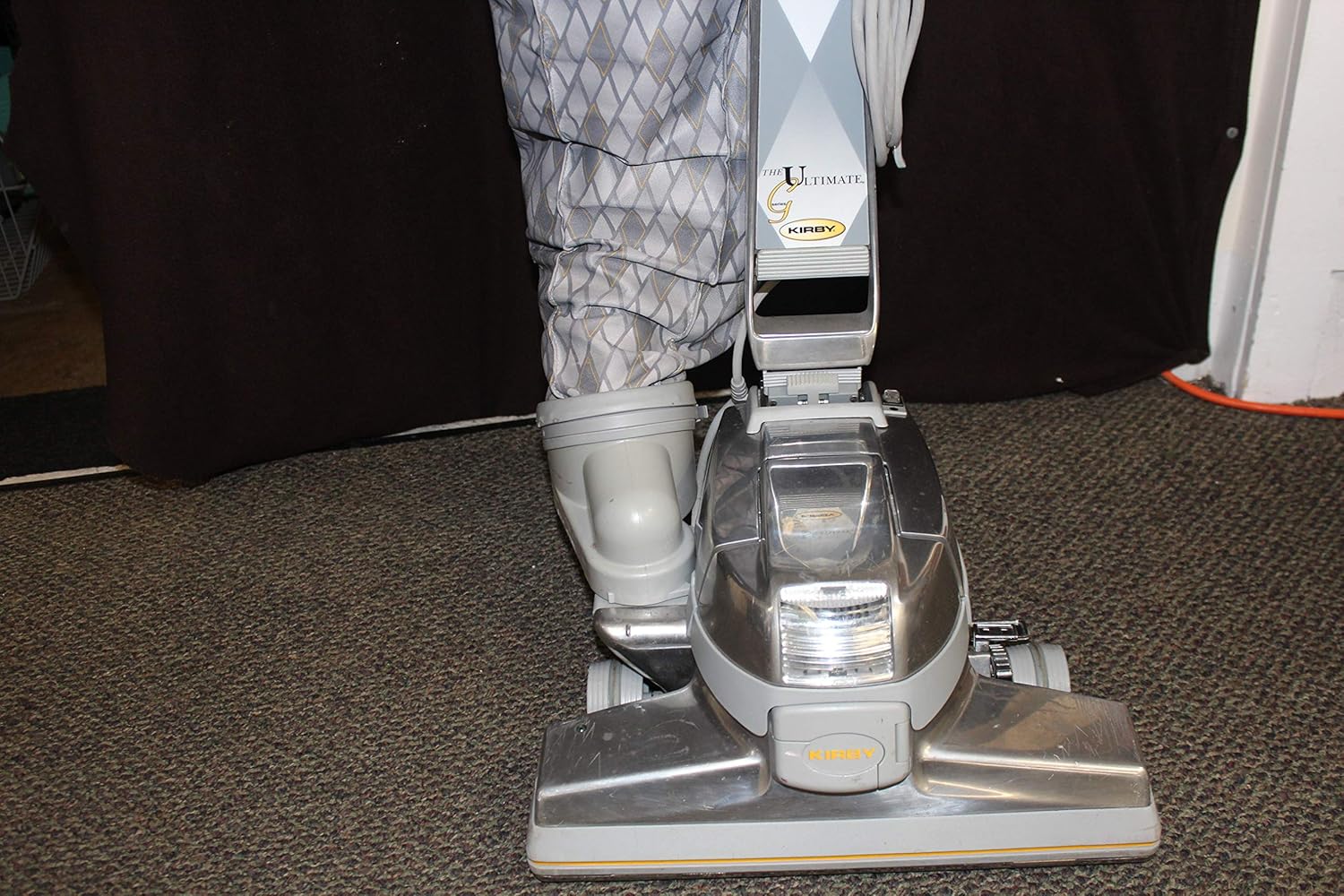 Upright Vacuum Cleaner V27432