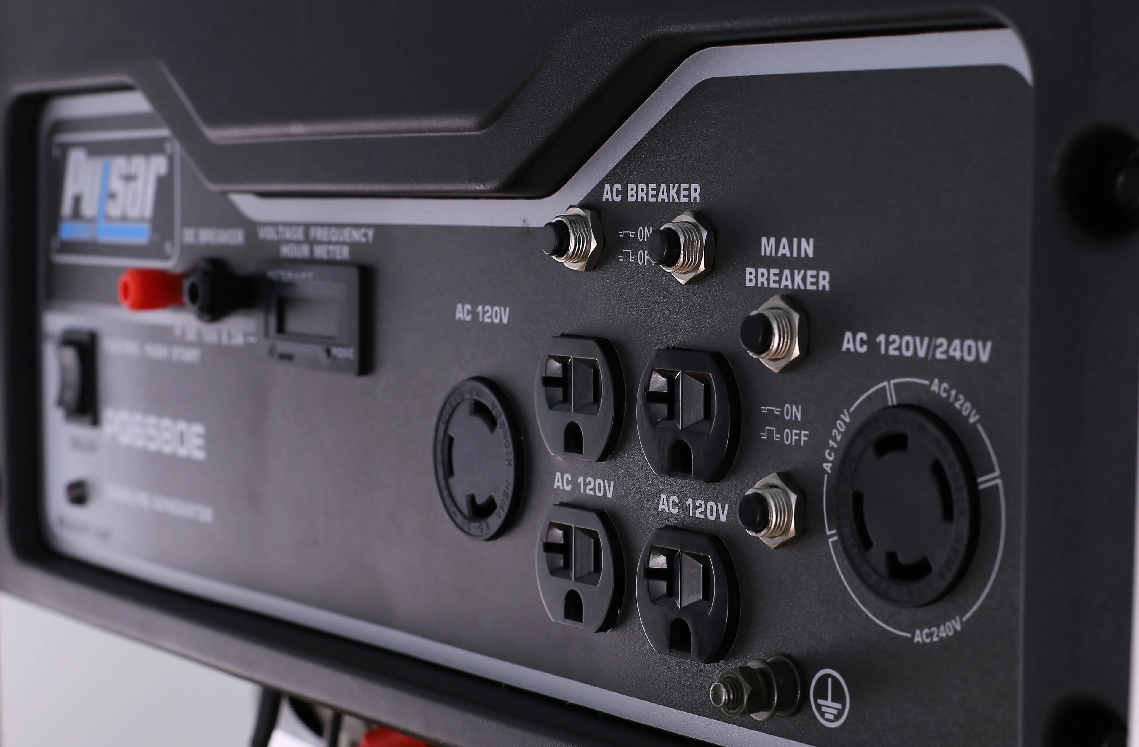 Portable Generator with Electric Start P6703