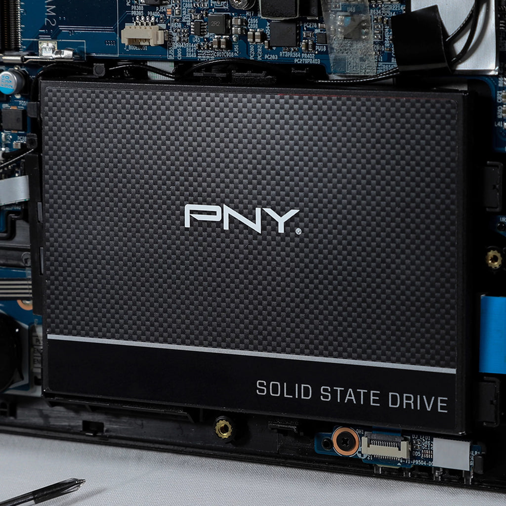 1TB 2.5” Solid State SATA-III SSD with Transfer Cable F772898